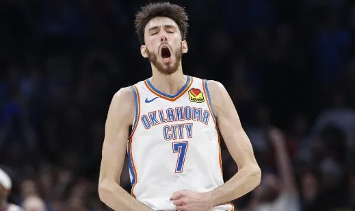 开云体育下载-雷记：切特能排进DPOY评选的前两名，他今日是统治级别的