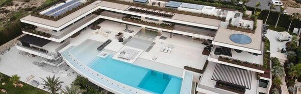 葡媒：C罗可能在耗资3000万镑打造的豪宅结婚，然后将其出售