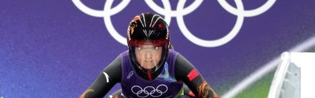 书写新纪录 中国女子双人雪橇收获第八名