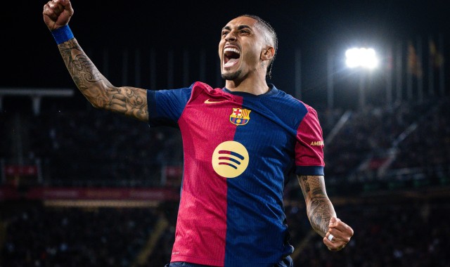 开云官网-160场63球！拉菲尼亚跻身巴萨队史进球榜前50，位列第48位