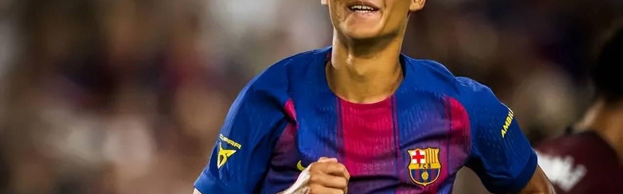 开云官网-巴萨青训新星叛逃巴黎，拉波尔塔怒斥！弗利克盛赞拉什福德立榜样