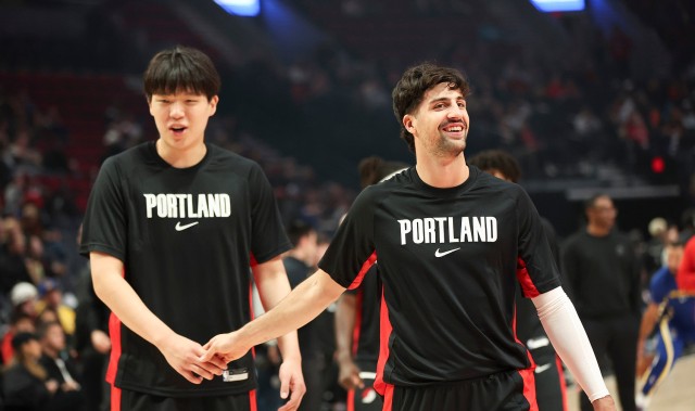 kaiyun-明日战湖人！阿夫迪亚小概率出战 格兰特霍勒迪杨瀚森出战成疑