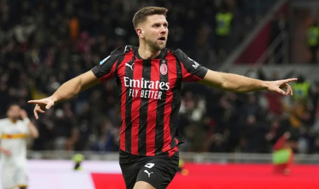 kaiyun-意甲-菲尔克鲁格一击制胜 米兰1-0莱切距榜首3分