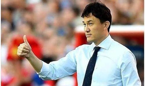 开云官网-郝伟：蒿俊闵自己提出的转会 徐新能为国足做贡献