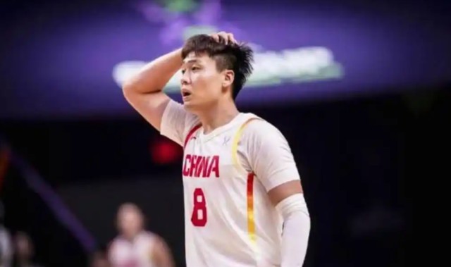 男篮100-93力克中国台北4坏消息！赵睿+王浩然辣眼，攻守一塌糊涂